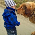 Disa gives Edwin a kiss