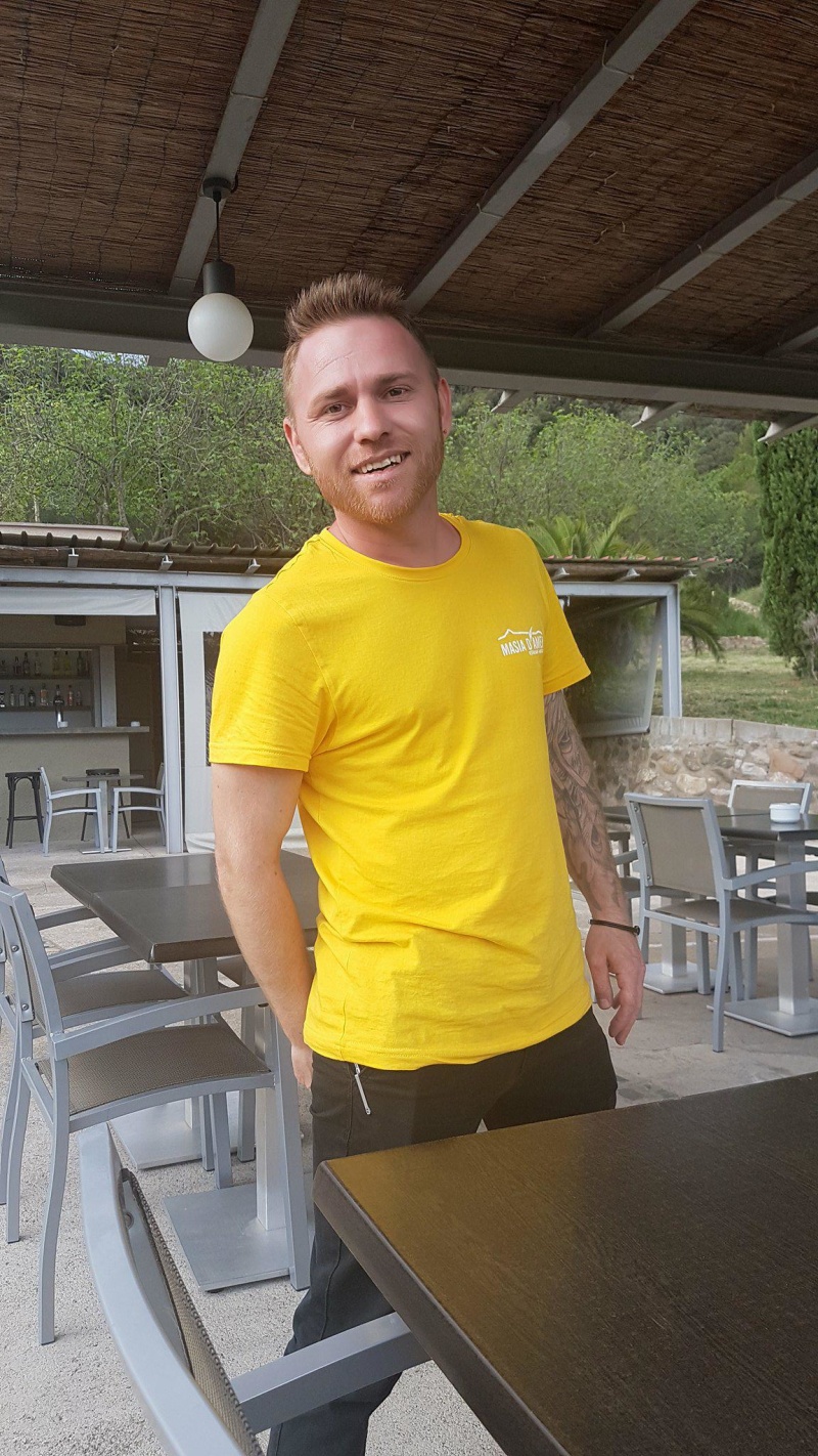 Vår fantastiska partner på plats, Adrian. Guld värd. Vår fantastiska partner på plats, Adrian. Guld värd.