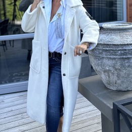 A MONTEREGGI COAT OFFWHITE