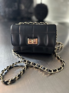 A IBME BLACK MINI BAG
