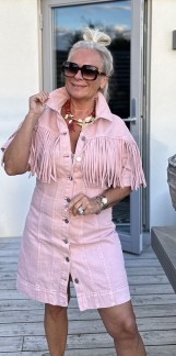 A IBME JEANSKLÄNNING DUSTY PINK LIMITED EDITION