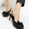 A LOLA CASADEMUNT EXKLUSIVE BLACK
