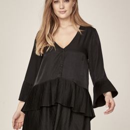NÜ DENMARK ITO PLEATED TUNIC BLACK