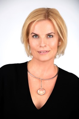 Konstnär Ewa Borin. Konstnär Ewa Borin.
