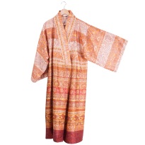 Kimono Piermarini – tegel. Kimono Piermarini – tegel.