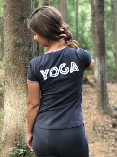 YOGA T-shirt från SantaNi - YOGA T-shirt från SantaNi  Strl L