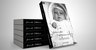 Boken om AMANDA VIKTORIA - Boken om Amanda Viktoria