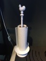 Gjutjärns hushållspappershållare TUPP- emaljerad vit