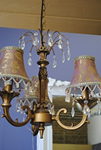 Lampa med prismor & guldkänsla Lampa med prismor & guldkänsla