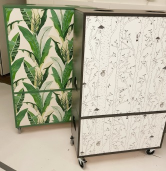 Simsalabim Förvandlingsdesign_Återbruket_Sopsorteringsskåp_Två varianter Simsalabim Förvandlingsdesign_Återbruket_Sopsorteringsskåp_Två varianter