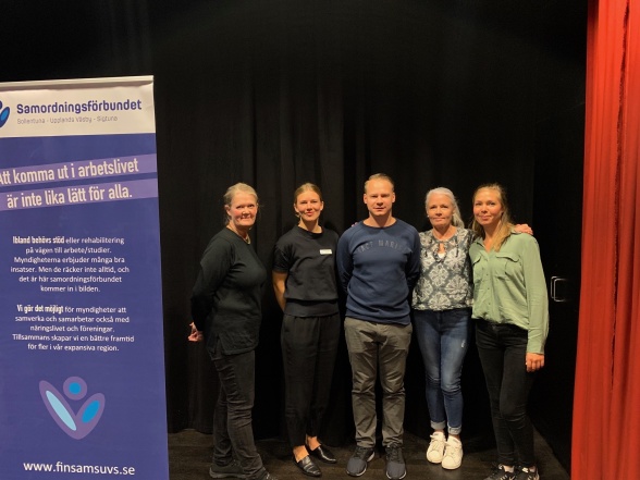 Medverkande: Ingrid Palmberg från Parasoll, Johanna Thunholm från Sollentuna psykiatriska mottagning, Vladimir Savecs, Cecilia Brolund och Lisa Sjölin från Sigtuna/Upplands Väsby psykiatriska mottagning. Medverkande: Ingrid Palmberg från Parasoll, Johanna Thunholm från Sollentuna psykiatriska mottagning, Vladimir Savecs, Cecilia Brolund och Lisa Sjölin från Sigtuna/Upplands Väsby psykiatriska mottagning.