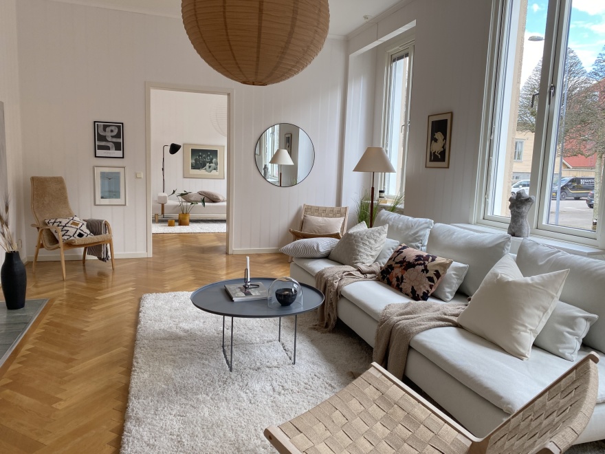 Myhres & Co. homestyling inför fotografering och visning av lägenhet i Varberg.