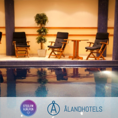 Hotell Adlon pool 2