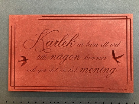 Kärlek är bara ett ord tills någon kommer och ger det en hel mening Kärlek är bara ett ord tills någon kommer och ger det en hel mening