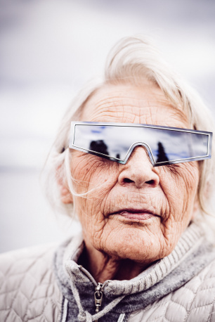 Foto av skådespelerskan Maj-Doris Rimpi, av Carljohanutsi.com Foto av skådespelerskan Maj-Doris Rimpi, av Carljohanutsi.com