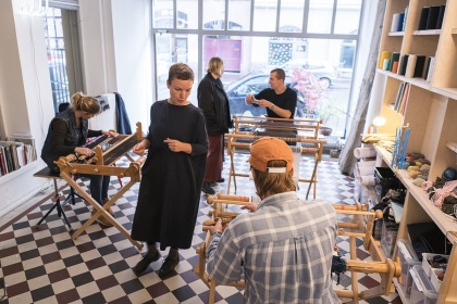 Weaving Kiosk, photo: Jukka Kiistala