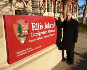 Här besöker jag emigrantmuseet på Ellis Island i New York. Here I visit the Emigrant Museum on Ellis Island in New York