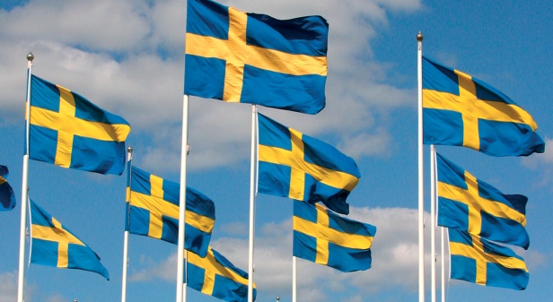 Hipp, hipp, hurraaaaa för Sverige! Hipp, hipp, hurraaaaa för Sverige!