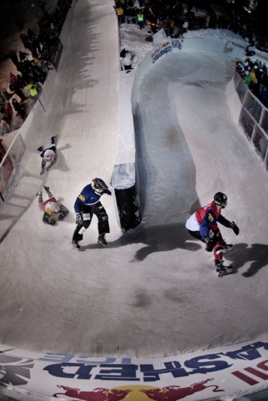 Crashed Ice Åre, monterad av AST. Crashed Ice Åre, monterad av AST.