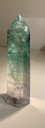 Fluorit grön, polerade spetsar - H ca 10  cm 127 gr
