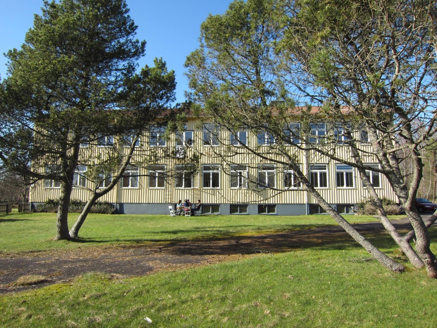 Kalvs skolhus - vandrarhem, kursgård & lägerskola i södra Västergörland på gränsen till Halland och Småland. Kalvs skolhus - vandrarhem, kursgård & lägerskola i södra Västergörland på gränsen till Halland och Småland.