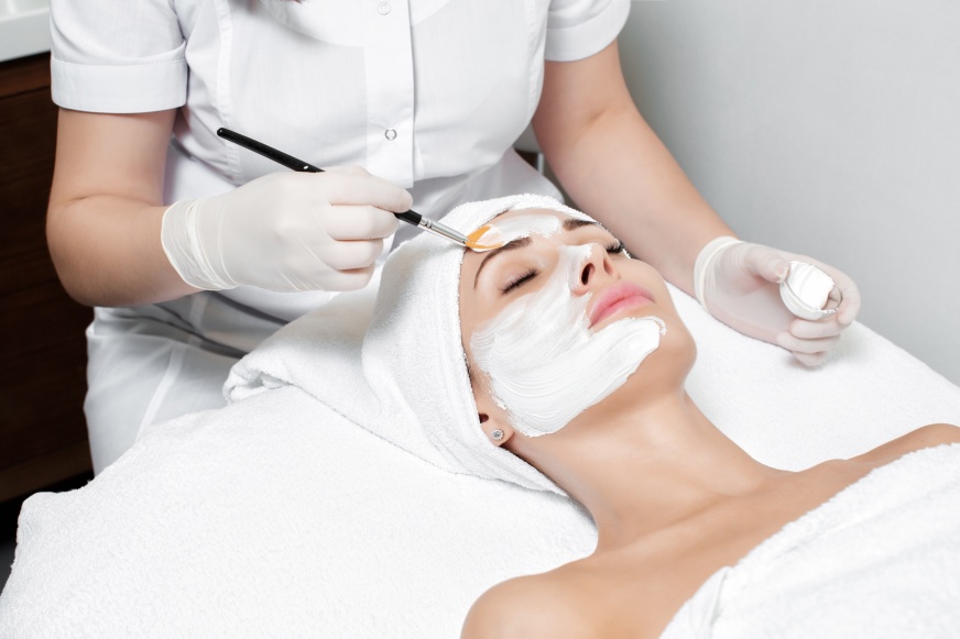 Ansiktsbehandling- Skincare by Victoria