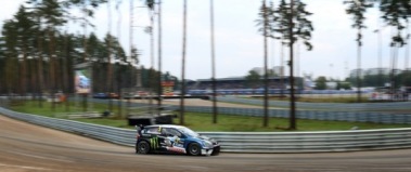 Fotograf Sören Emmervall Copyright Svensk Bilsport Bilden är ifrån tävlingen i Riga i Lettland där han säkrade VM-guldet. Fotograf Sören Emmervall Copyright Svensk Bilsport Bilden är ifrån tävlingen i Riga i Lettland där han säkrade VM-guldet.