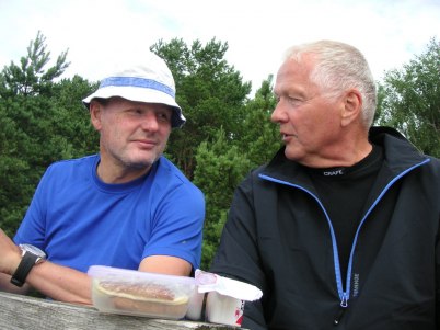 Två golfare som har kommit rätt!