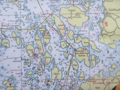 Anders försåg oss alla med sjökort och landkartor inplastade och klara.
