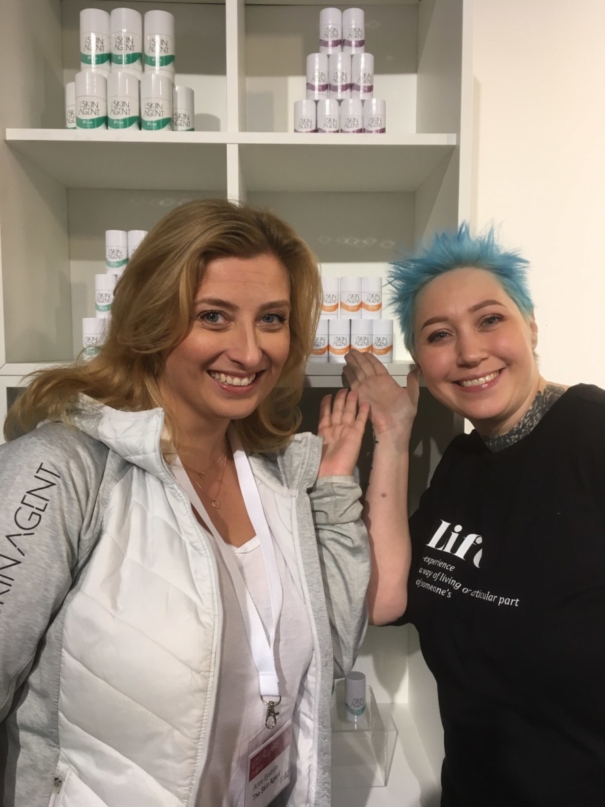 The skin agent ett stolt samarbete med makeuprehab The skin agent ett stolt samarbete med makeuprehab