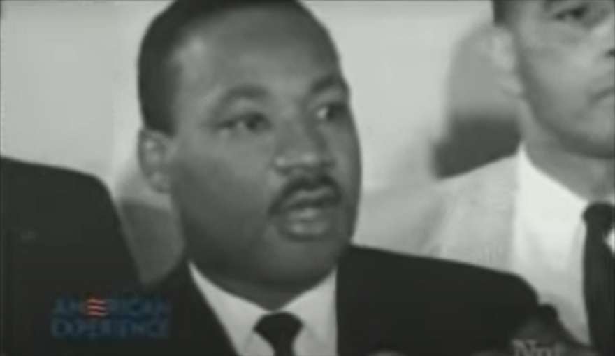 Bild från Youtube: MLK - A Knock at Midnight