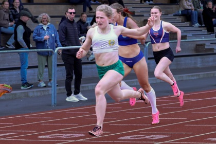 100 meter - 3:a - 	12.44