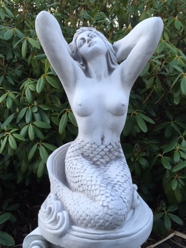 Vacker staty, Trädgårdskonst, Ariel betongstaty
