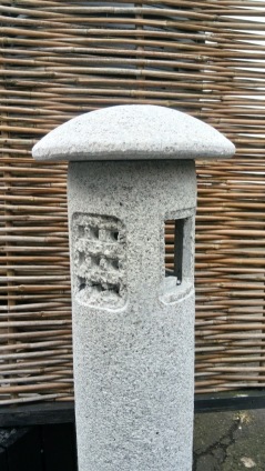 Japanskt stenhus trädgårdskonst