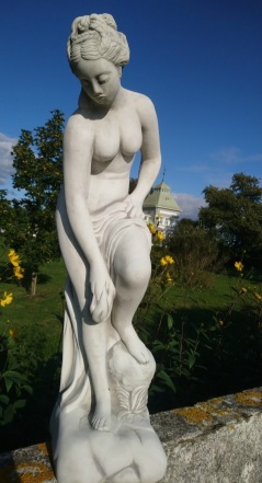Trädgårdskonst Poncetta, staty kvinna