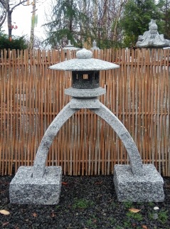 Japansk trädgårdshus Kotoji lanterna
