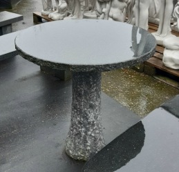 Granitbord, Trädgårds bord