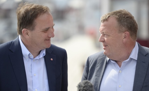 Statsminister Stefan Löfven (S) och Danmarks statsminister Lars Løkke Rasmussen (Venstre) i Örnsköldsvik i fjol. Statsminister Stefan Löfven (S) och Danmarks statsminister Lars Løkke Rasmussen (Venstre) i Örnsköldsvik i fjol.