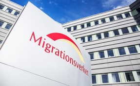 Adam Wrafter/ SvD/ TT Mannen misstänks ha beviljat visum till personer på falska grunder. Arkivbild. Adam Wrafter/ SvD/ TT Mannen misstänks ha beviljat visum till personer på falska grunder. Arkivbild.