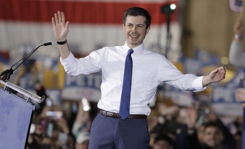 Darron Cummings/AP/TT Pete Buttigieg avslöjar att han siktar på att bli demokraternas presidentkandidat. Darron Cummings/AP/TT Pete Buttigieg avslöjar att han siktar på att bli demokraternas presidentkandidat.