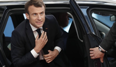 Alastair Grant/AP/TT Frankrikes president Emmanuel Macron. Arkivbild. Alastair Grant/AP/TT Frankrikes president Emmanuel Macron. Arkivbild.