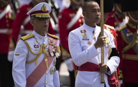 Wason Wanichakorn/AP/TT Thailands kung Maha Vajiralongkorn har gift sig och utsett en drottning. Arkivbild från oktober 2017. Wason Wanichakorn/AP/TT Thailands kung Maha Vajiralongkorn har gift sig och utsett en drottning. Arkivbild från oktober 2017.