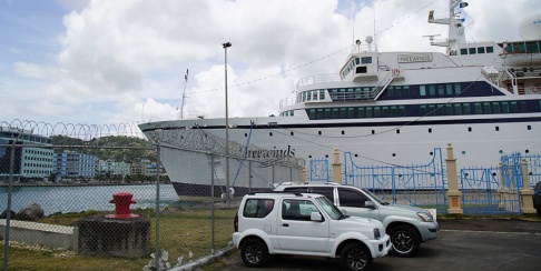 Bradley Lacan/AP/TT Kryssningsfartyget Freewinds i hamn i Castries, huvudstaden i Saint Lucia. Bradley Lacan/AP/TT Kryssningsfartyget Freewinds i hamn i Castries, huvudstaden i Saint Lucia.