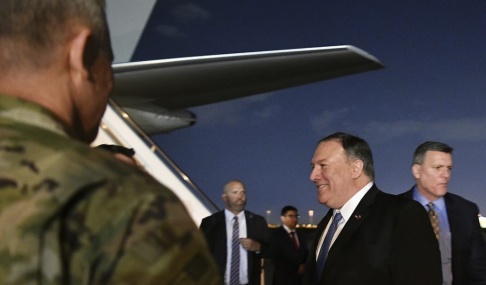 Mandel Ngan/AP/TT USA:s utrikesminister Mike Pompeo anlände till Iraks huvudstad Bagdad på tisdagen. Mandel Ngan/AP/TT USA:s utrikesminister Mike Pompeo anlände till Iraks huvudstad Bagdad på tisdagen.