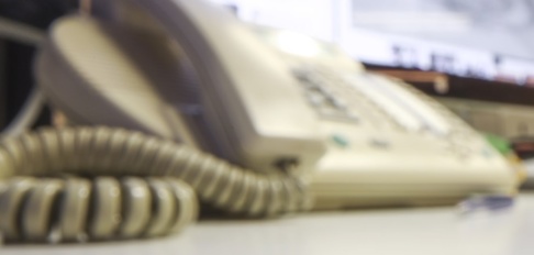 Oern E Borgen/NTB scanpix/TT En 23-åring man har åtalats misstänkt att ha ägnat sig åt vishing, bankbedrägerier på telefon. Arkivbild. Oern E Borgen/NTB scanpix/TT En 23-åring man har åtalats misstänkt att ha ägnat sig åt vishing, bankbedrägerier på telefon. Arkivbild.