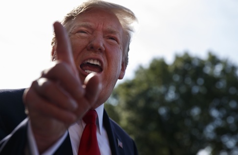 Evan Vucci/AP/TT USA:s president Donald Trump talar till reportrar under torsdagen. Evan Vucci/AP/TT USA:s president Donald Trump talar till reportrar under torsdagen.