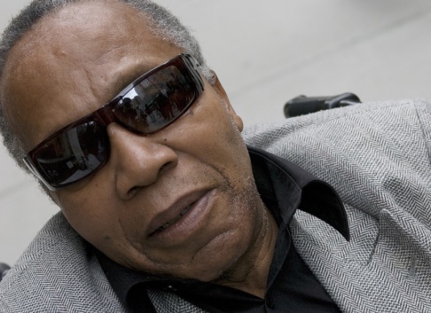 Jim Cooper/AP/TT Frank Lucas gjorde sig ökänd som New Yorks störste drogbaron under 1960- och 70-talet. Nu har han avlidit, 88 år gammal. Arkivbild. Jim Cooper/AP/TT Frank Lucas gjorde sig ökänd som New Yorks störste drogbaron under 1960- och 70-talet. Nu har han avlidit, 88 år gammal. Arkivbild.