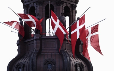 DRESLING JENS Den danska flaggan har en spektakulär historia och under lördagen firar den 800 år. Arkivbild. DRESLING JENS Den danska flaggan har en spektakulär historia och under lördagen firar den 800 år. Arkivbild.
