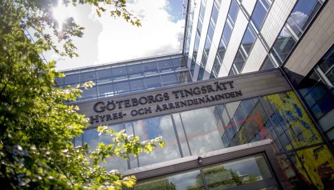 Björn Larsson Rosvall En man i 20-årsåldern häktades av Göteborgs tingsrätt på sannolika skäl misstänkt för knivmordet i Göteborg. Arkivbild. Björn Larsson Rosvall En man i 20-årsåldern häktades av Göteborgs tingsrätt på sannolika skäl misstänkt för knivmordet i Göteborg. Arkivbild.