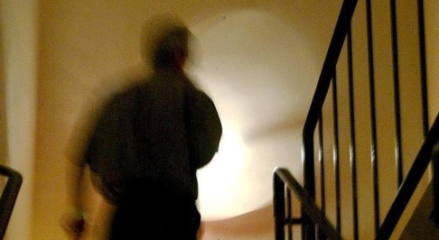OLA TORKELSSON Flera tusen hushåll är utan ström efter åskan dragit fram. Arkivbild. OLA TORKELSSON Flera tusen hushåll är utan ström efter åskan dragit fram. Arkivbild.